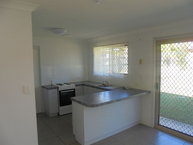 5 Willowtree Drive, Flinders View QLD 4305