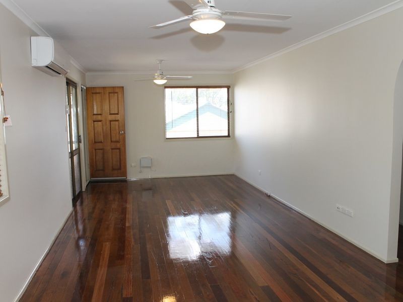 49a Omar st, West Ipswich QLD 4305