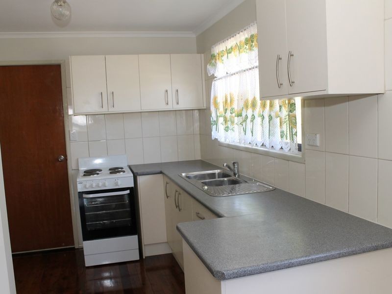 49a Omar st, West Ipswich QLD 4305