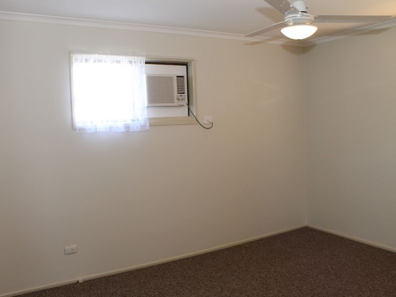 49a Omar st, West Ipswich QLD 4305