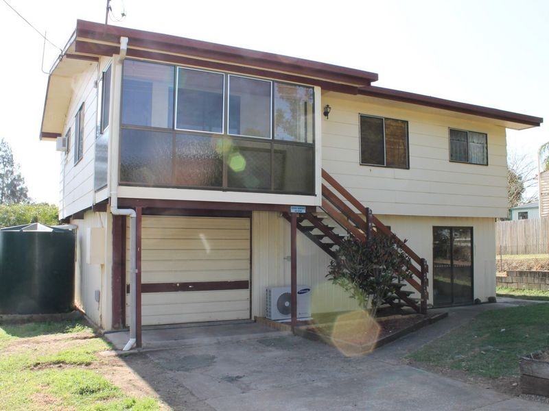 49a Omar st, West Ipswich QLD 4305