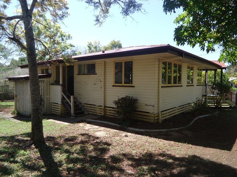 2 Baillieston st, Leichhardt QLD 4305