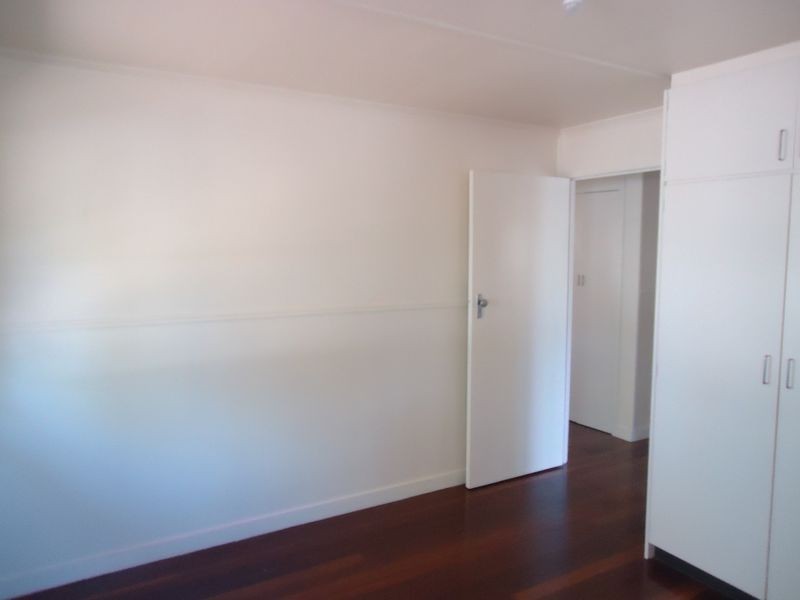 2 Baillieston st, Leichhardt QLD 4305