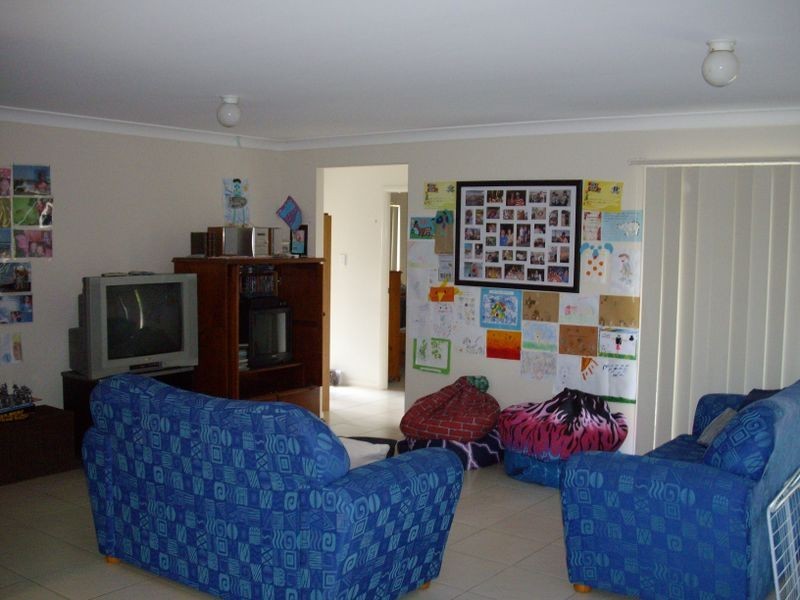 2 Robert Jorgenson Place, Redbank Plains QLD 4301