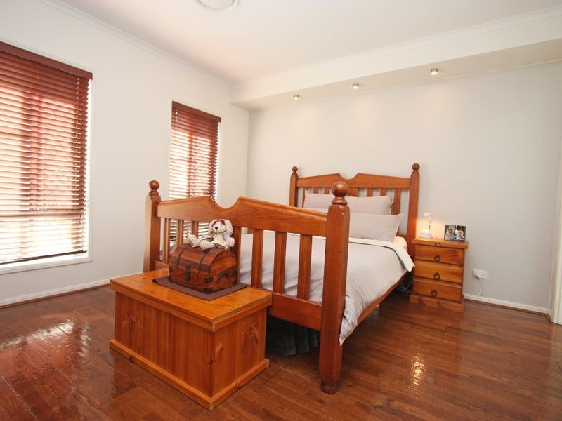 44 Coventina Crescent, Springfield Lakes QLD 4300