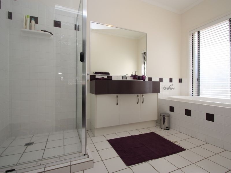 44 Coventina Crescent, Springfield Lakes QLD 4300