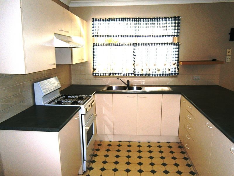 17 Kristine Avenue, Goodna QLD 4300