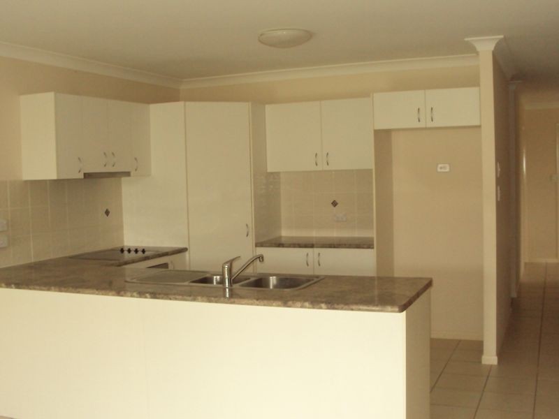 1/18 De Valera Street, Collingwood Park QLD 4301