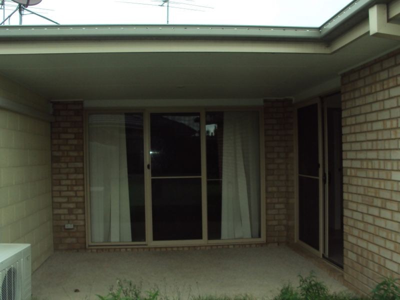 1/18 De Valera Street, Collingwood Park QLD 4301