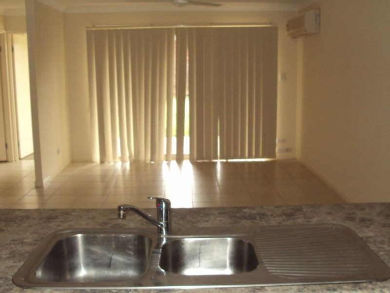 1/18 De Valera Street, Collingwood Park QLD 4301