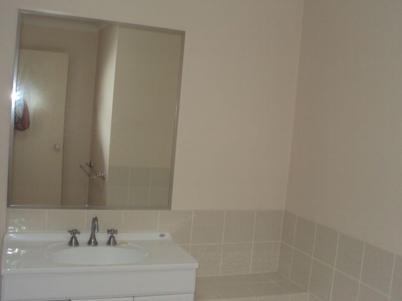1/18 De Valera Street, Collingwood Park QLD 4301