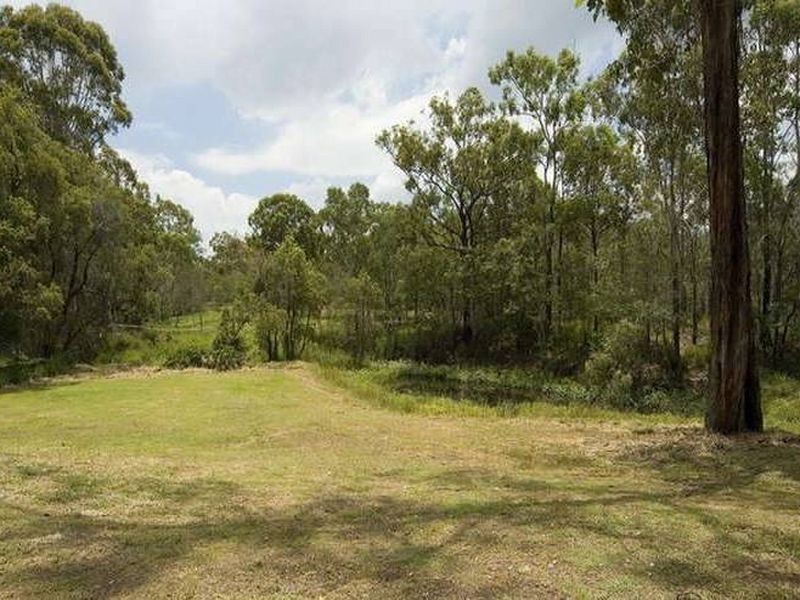 176 Jones Road, Bellbird Park QLD 4300