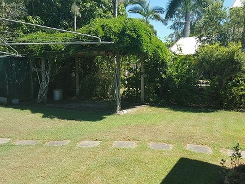 15 Theodore, Brassall QLD 4305