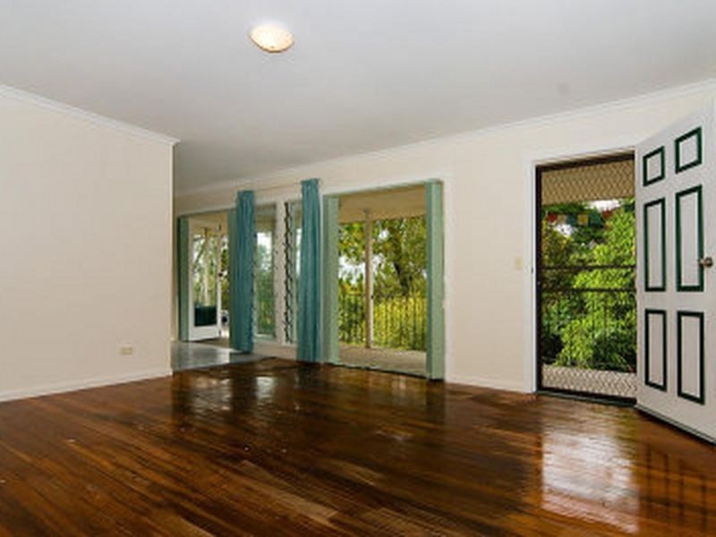 4 Frangipani Street, Bellbird Park QLD 4300