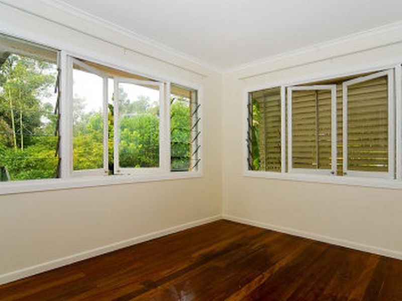 4 Frangipani Street, Bellbird Park QLD 4300