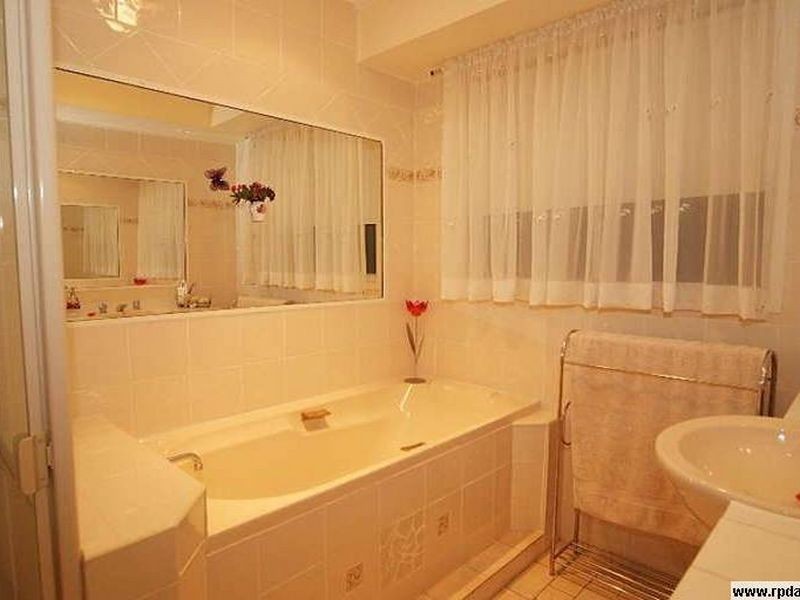 38 Janelle Street, Bellbird Park QLD 4300