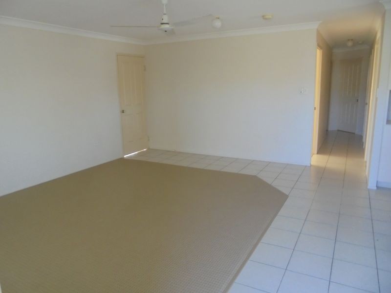 1 Redwood Place, Yamanto QLD 4305