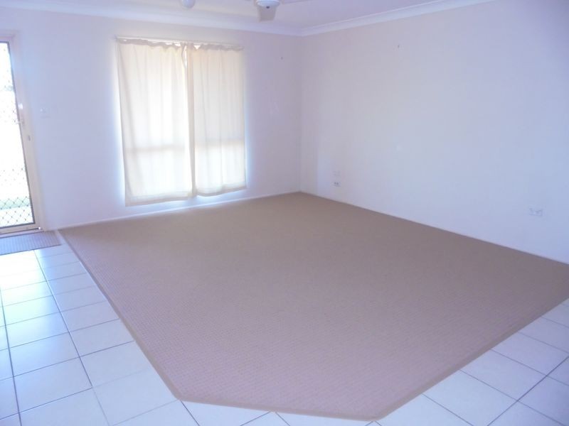 1 Redwood Place, Yamanto QLD 4305