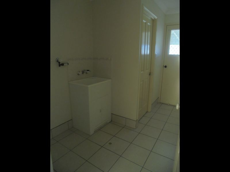 1 Redwood Place, Yamanto QLD 4305