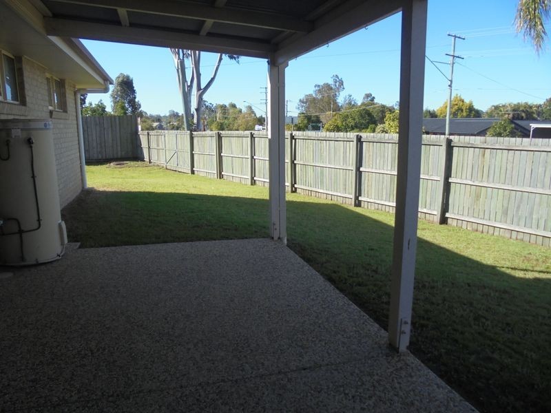 1 Redwood Place, Yamanto QLD 4305