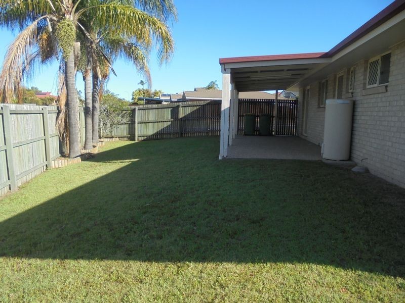 1 Redwood Place, Yamanto QLD 4305