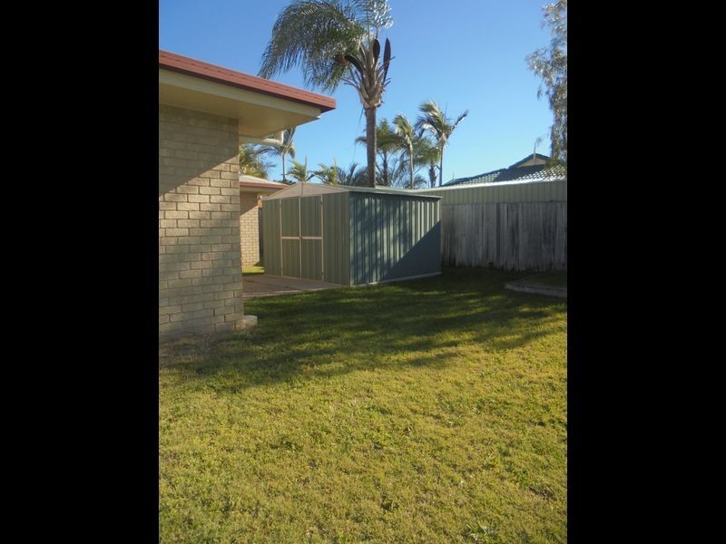 1 Redwood Place, Yamanto QLD 4305