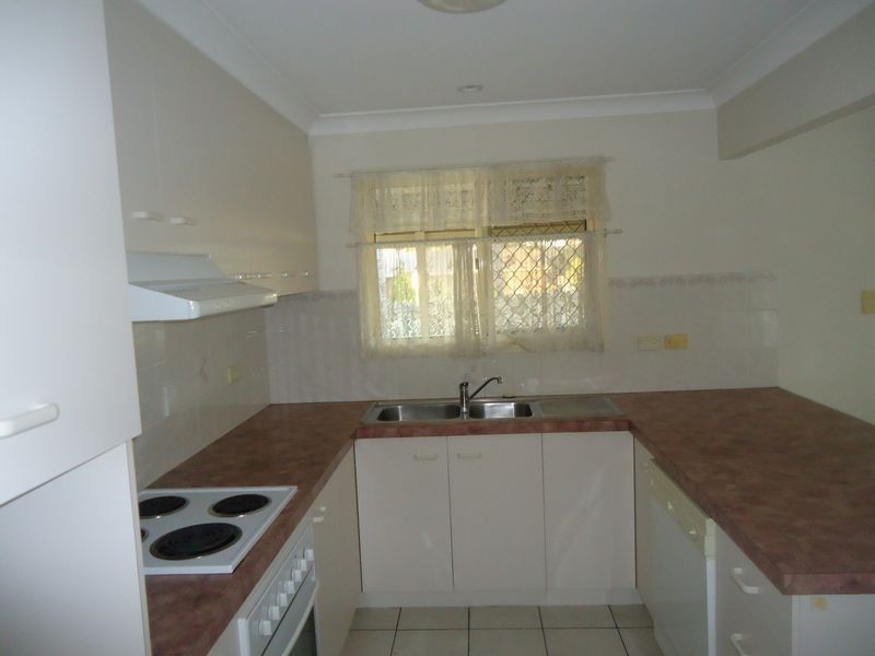 1 Redwood Place, Yamanto QLD 4305