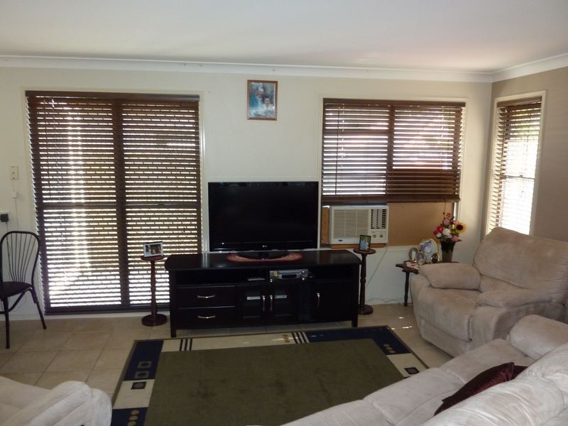 31 Diana Street, Springfield Lakes QLD 4300