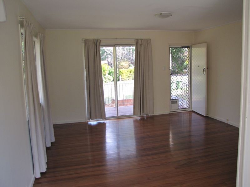 42 Lacey Street, Camira QLD 4300