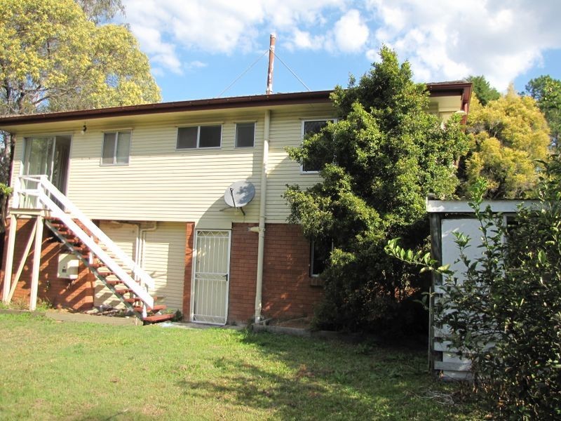 42 Lacey Street, Camira QLD 4300