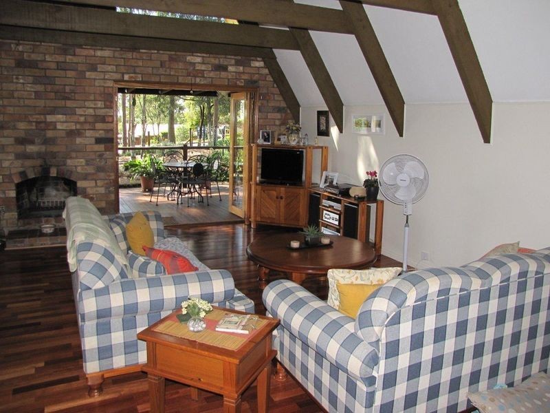 1 Glyn Court, Redbank Plains QLD 4301