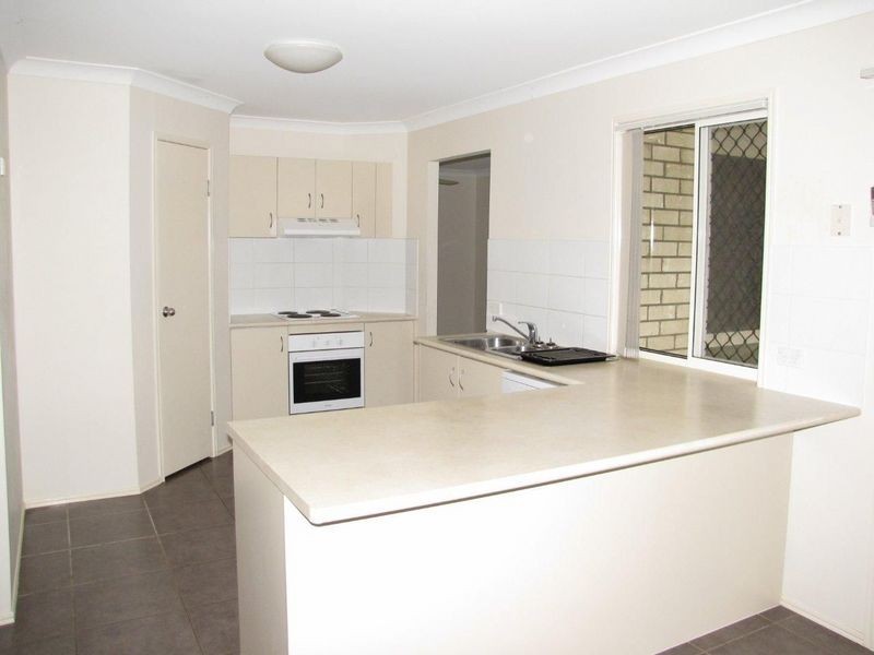 3 Barker Close, Goodna QLD 4300