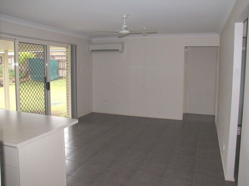 3 Barker Close, Goodna QLD 4300