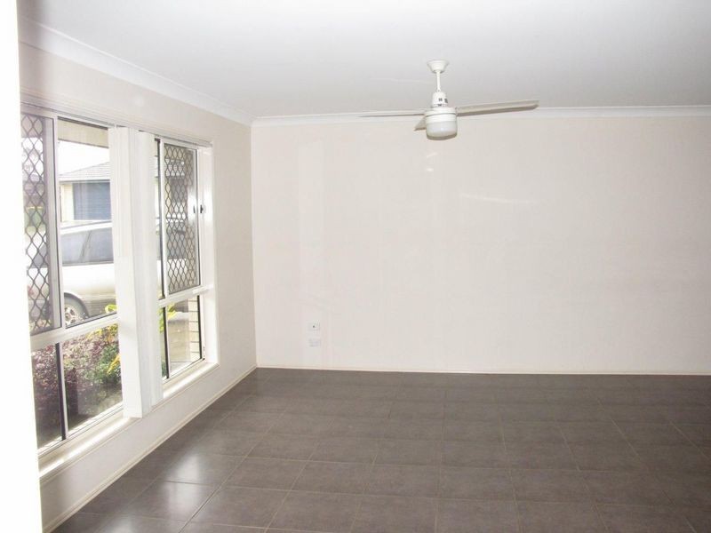 3 Barker Close, Goodna QLD 4300