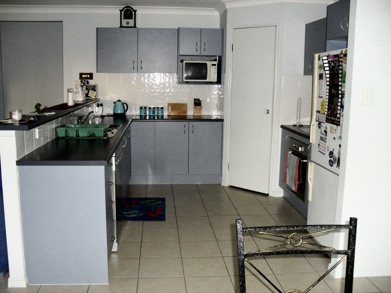 30 Broadleaf Parade, Redbank QLD 4301