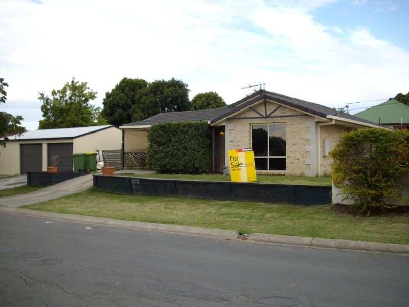 1 Penrose Cct, Redbank Plains QLD 4301