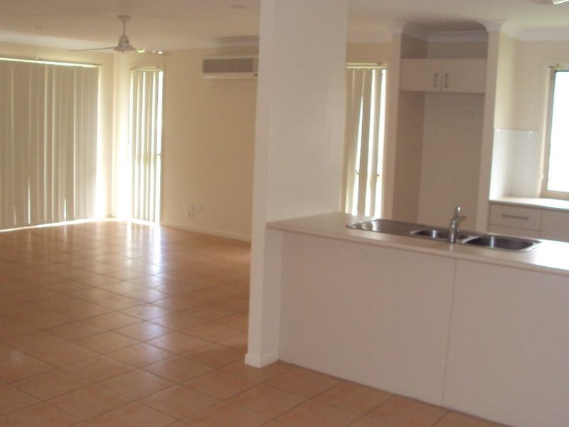 31 Griffin Crescent, Collingwood Park QLD 4301