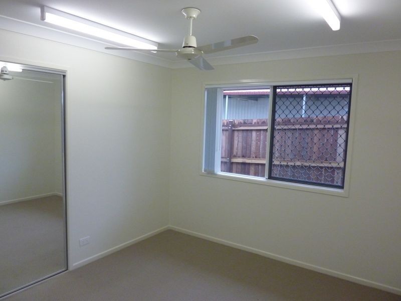 2/76A Jones Road, Bellbird Park QLD 4300