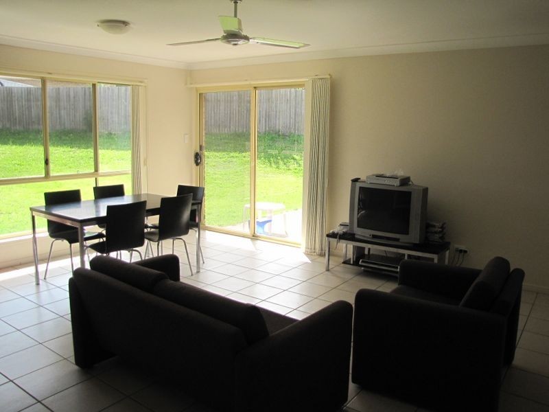 44 McKerrow Crescent, Goodna QLD 4300