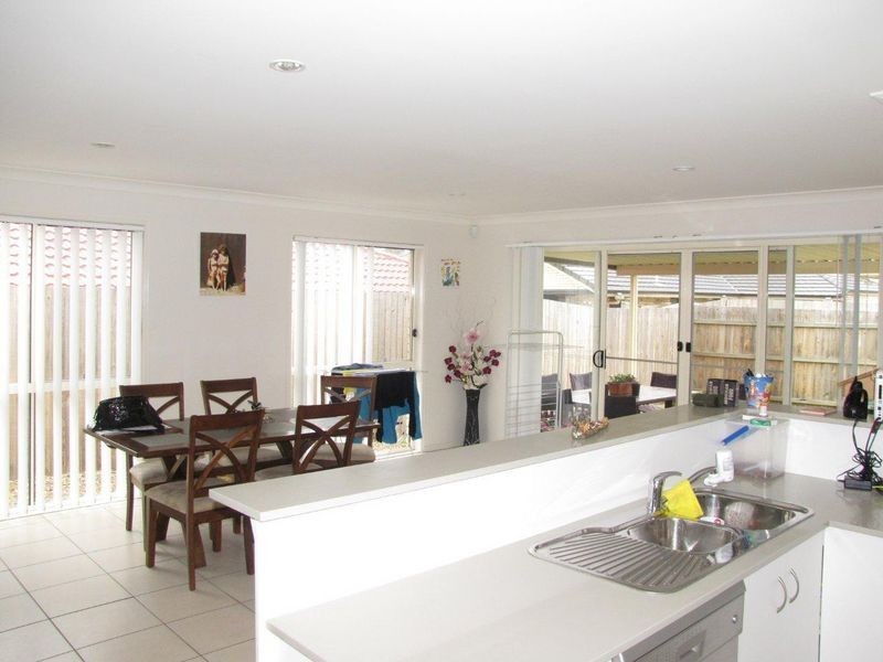 86 Albert Street, Goodna QLD 4300