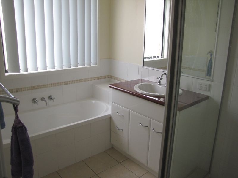 33 Faircloth Street, Springfield QLD 4300