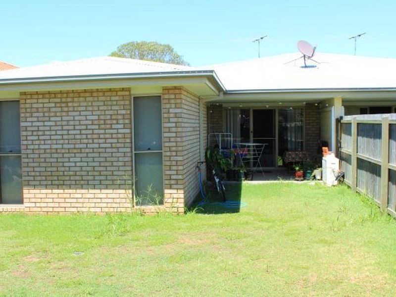 2/18 De Valera Street, Collingwood Park QLD 4301