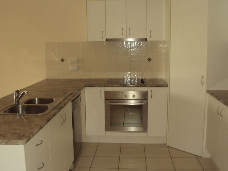 1/18 De Valera Street, Collingwood Park QLD 4301