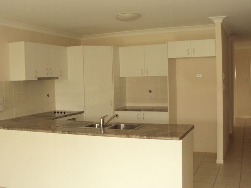 1/18 De Valera Street, Collingwood Park QLD 4301