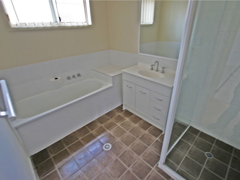 26 Barnes Court, Redbank QLD 4301