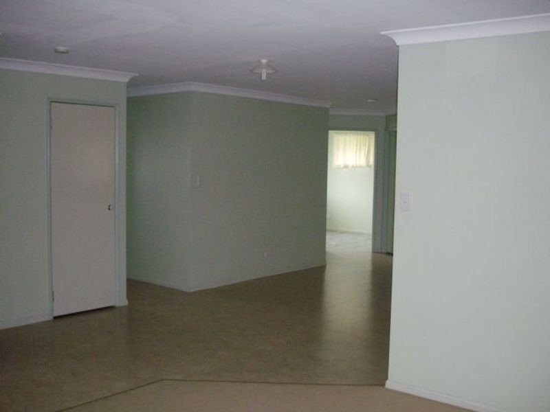 4 Eureka Court, Redbank Plains QLD 4301