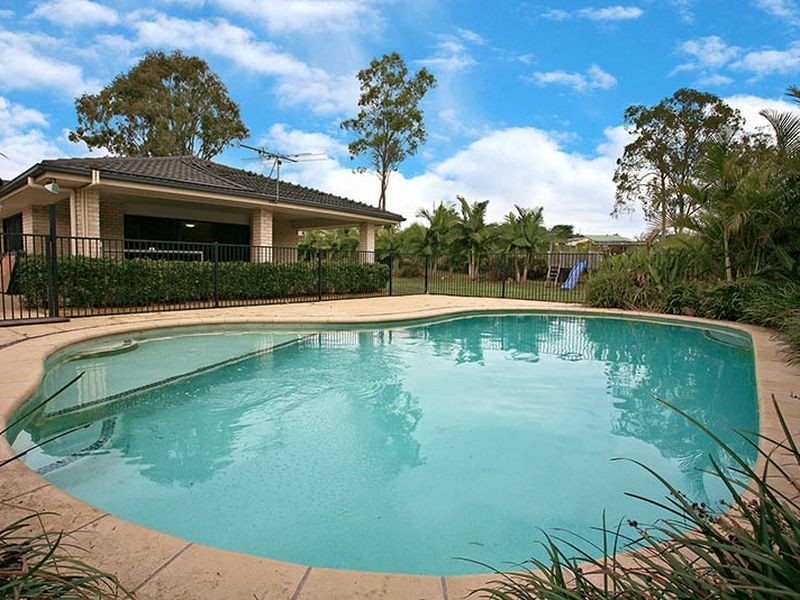11 Cononbar Place, Karalee QLD 4306