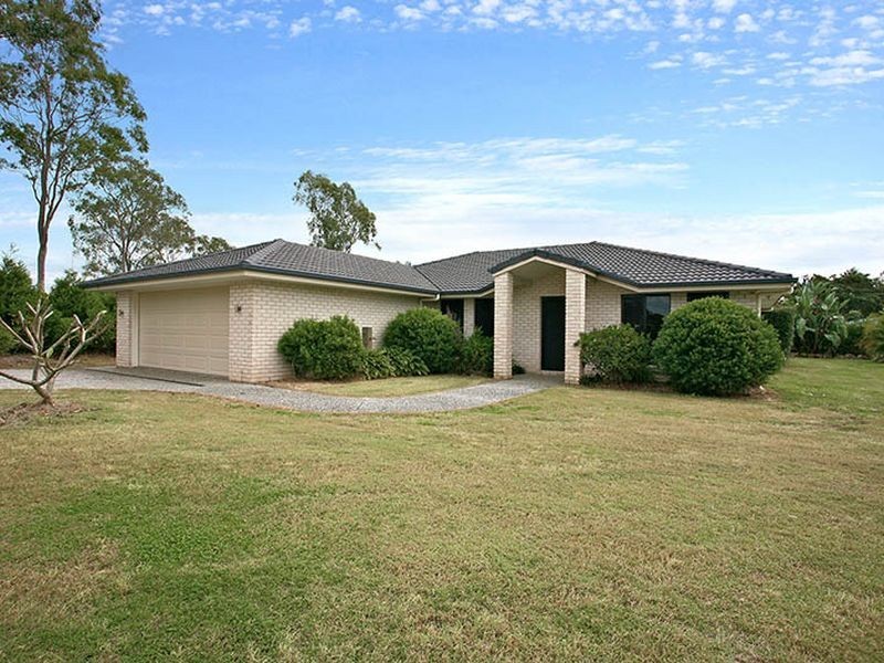 11 Cononbar Place, Karalee QLD 4306
