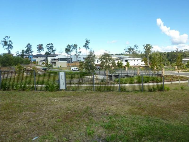 1 Wharf Court, Springfield Lakes QLD 4300