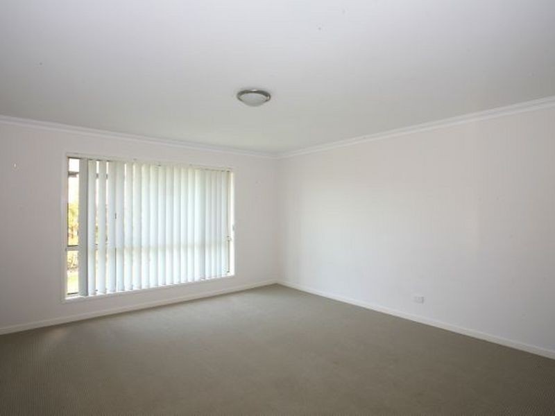 4 Cobbin Circuit, Redbank Plains QLD 4301